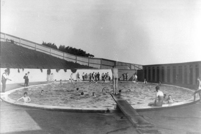 Western Plains Swimming Baths